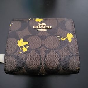 Coach Wallet Peanuts Collaboration